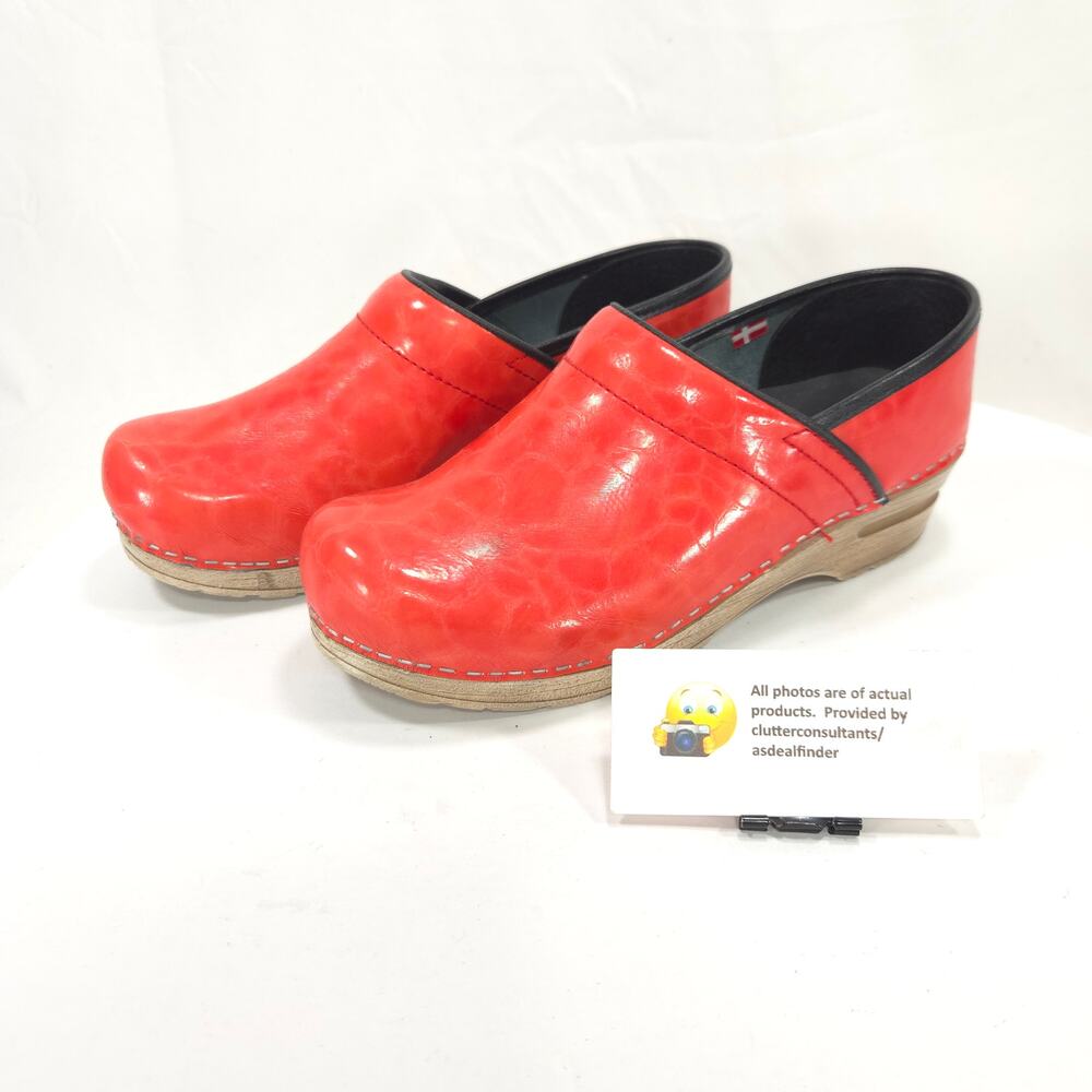 Sanita Original Casual Walking Slip On Clog Womens Size 8 38 Orange